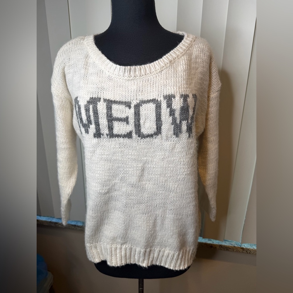 Aéropostale beige women's "Meow" text knit fun festive sweater Size XL